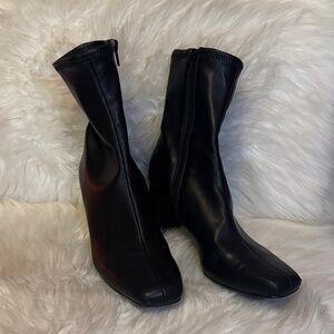 STEVE MADDEN Black Heeled Boots
